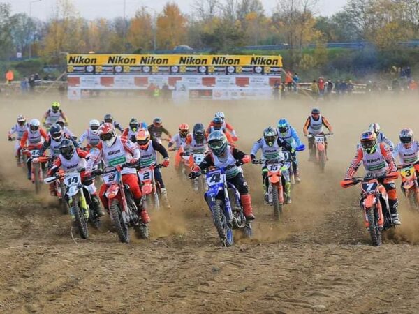 TransBorgaro: un weekend tra bici e motocross anni ’70